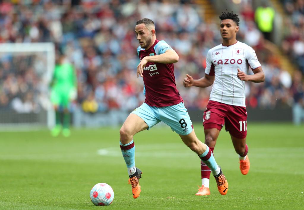 Burnley v Aston Villa - Premier League