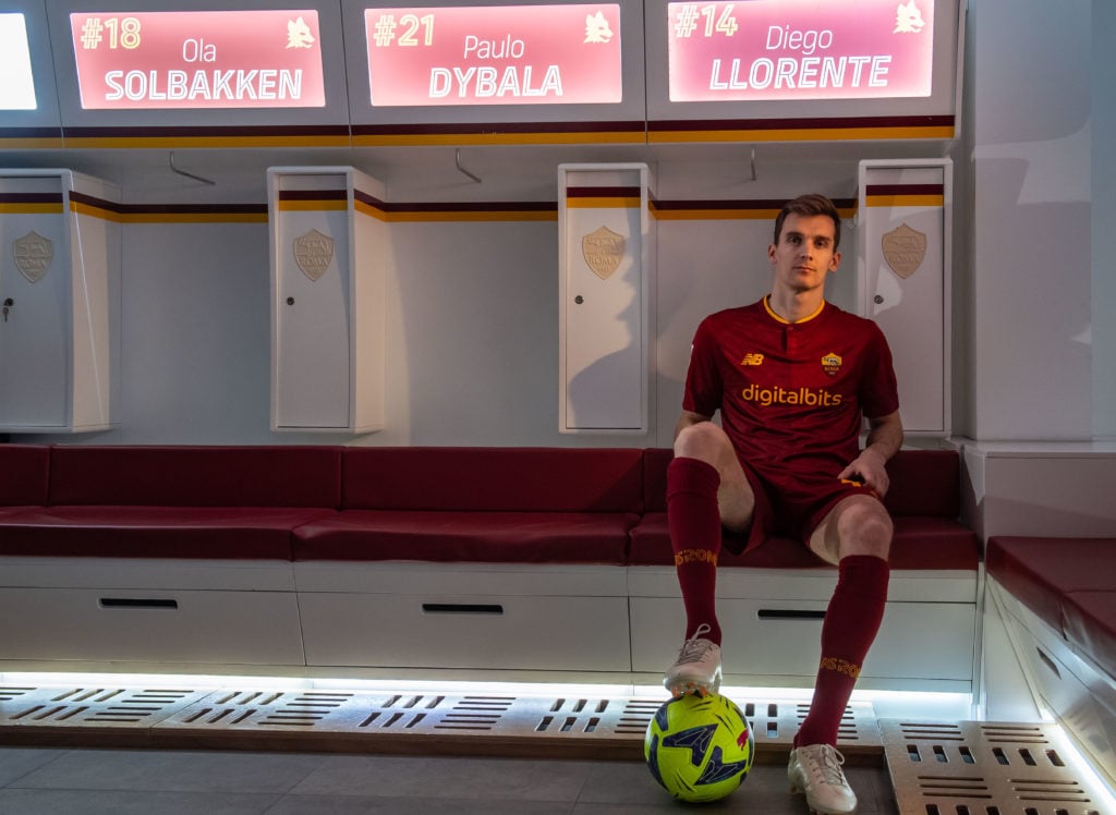 AS Roma Unveil New Signing Diego Llorente
