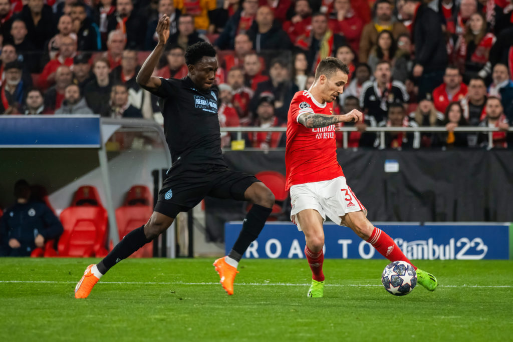 Kamal Sowah (L) of Club Brugge and Alex Grimaldo (R) of