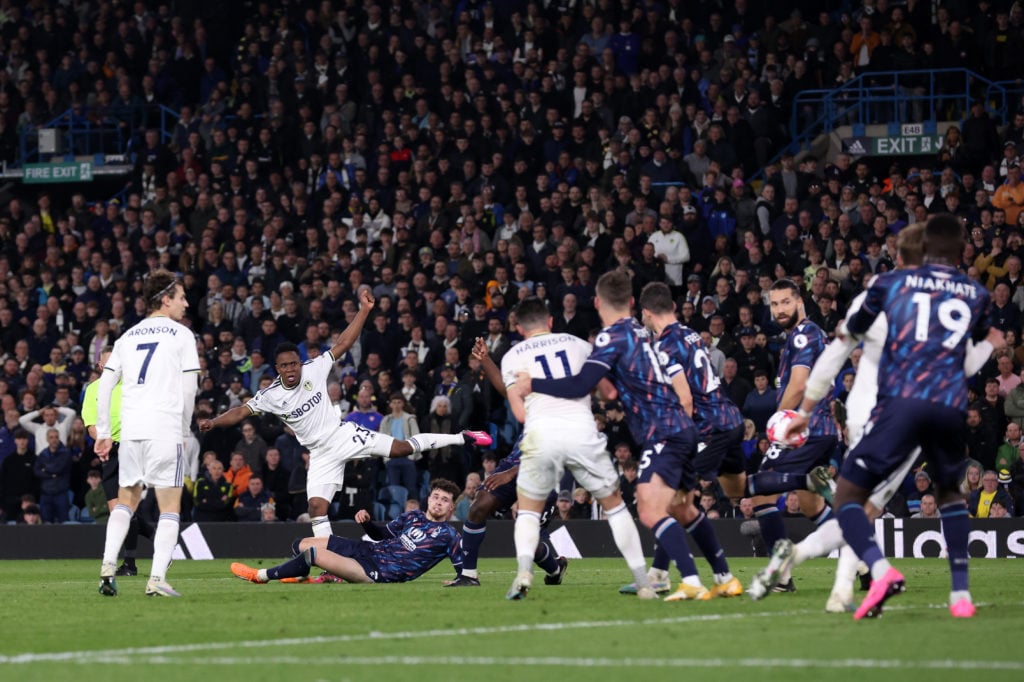 Leeds United v Nottingham Forest - Premier League