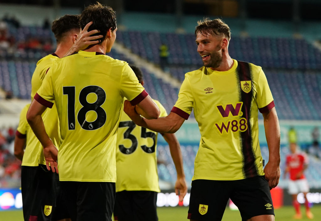 SL Benfica v Burnley FC - Pre-Season Friendly