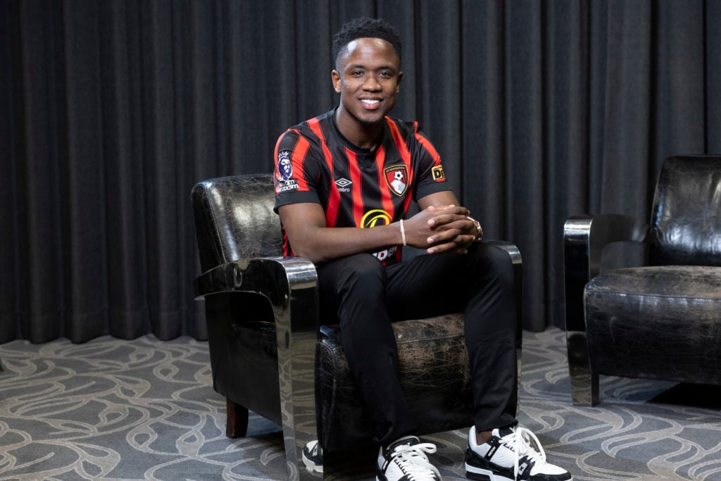 AFC Bournemouth Unveil New Signing Luis Sinisterra