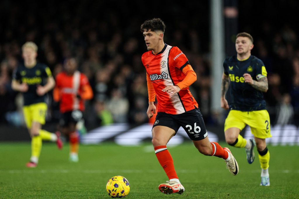 FBL-ENG-PR-LUTON-NEWCASTLE