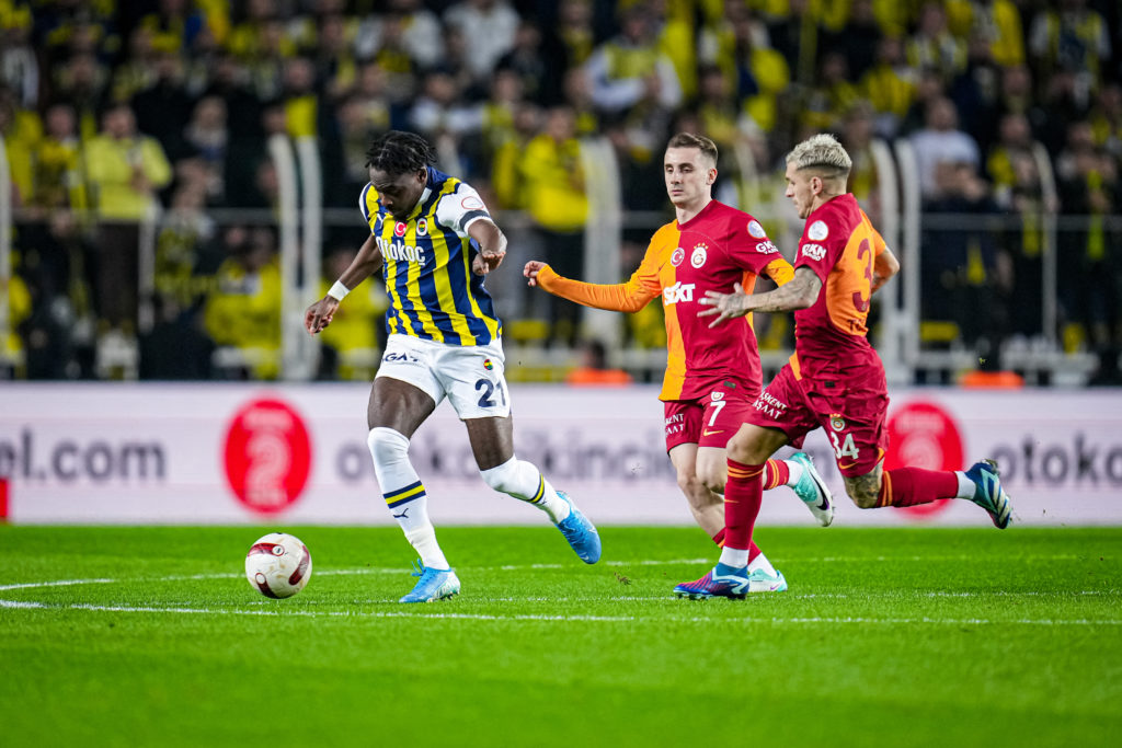 Fenerbahce-v-Galatasaray-Turkish-Super-League