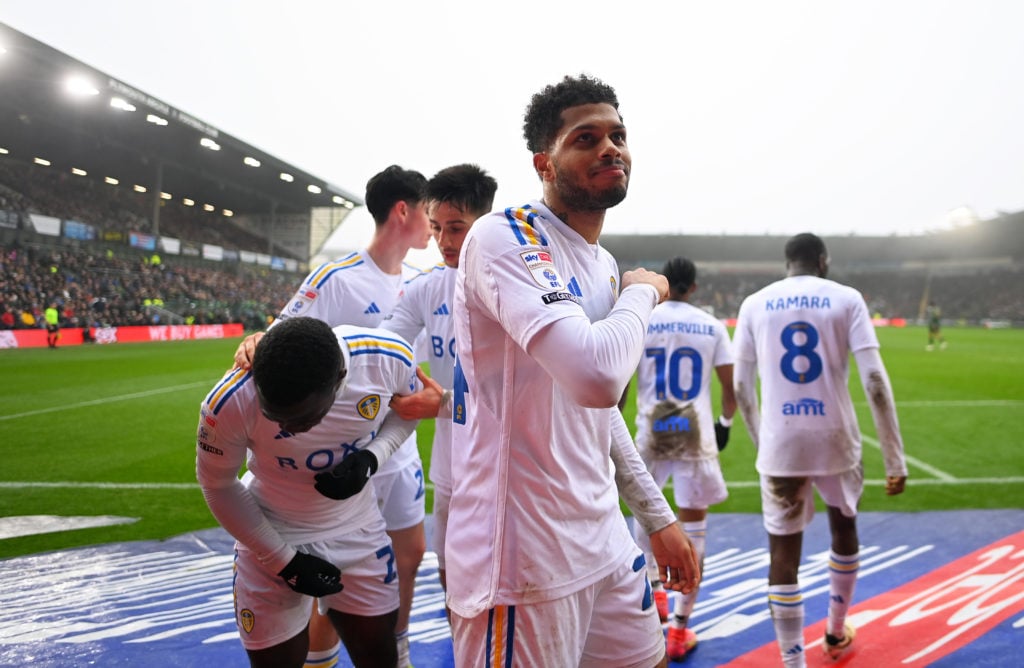 Plymouth Argyle v Leeds United - Sky Bet Championship