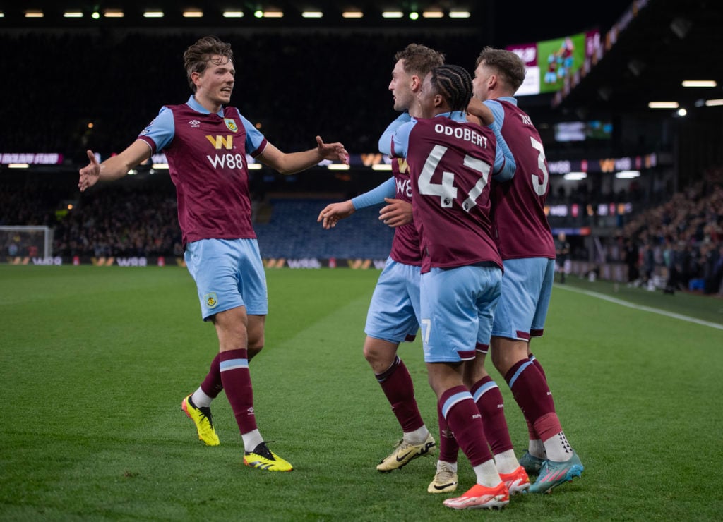Burnley FC v Wolverhampton Wanderers - Premier League