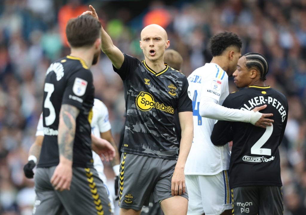 Leeds United v Southampton FC - Sky Bet Championship