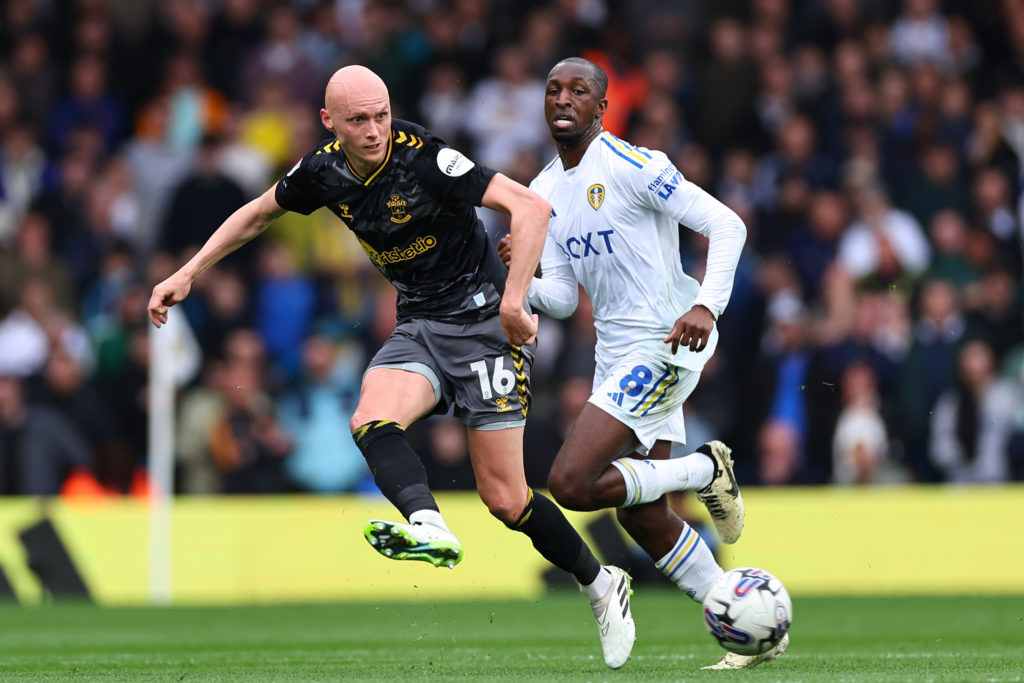 Leeds United v Southampton FC - Sky Bet Championship