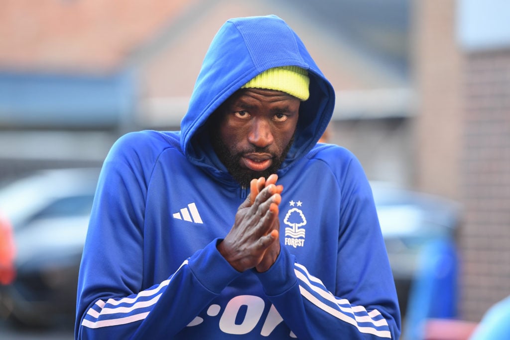 Cheikhou Kouyate in action for Nottingham Forest.