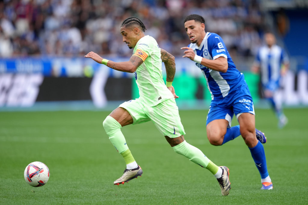 Deportivo Alaves v FC Barcelona - La Liga EA Sports