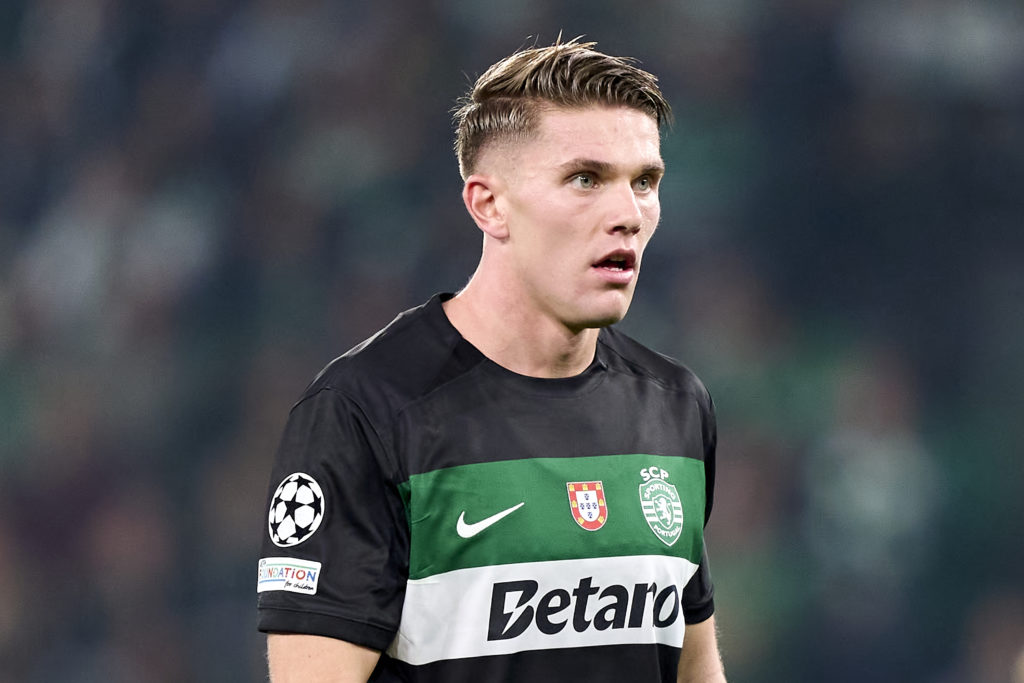 Viktor Gyokeres in action for Sporting Clube de Portugal v Manchester City in UEFA Champions League.