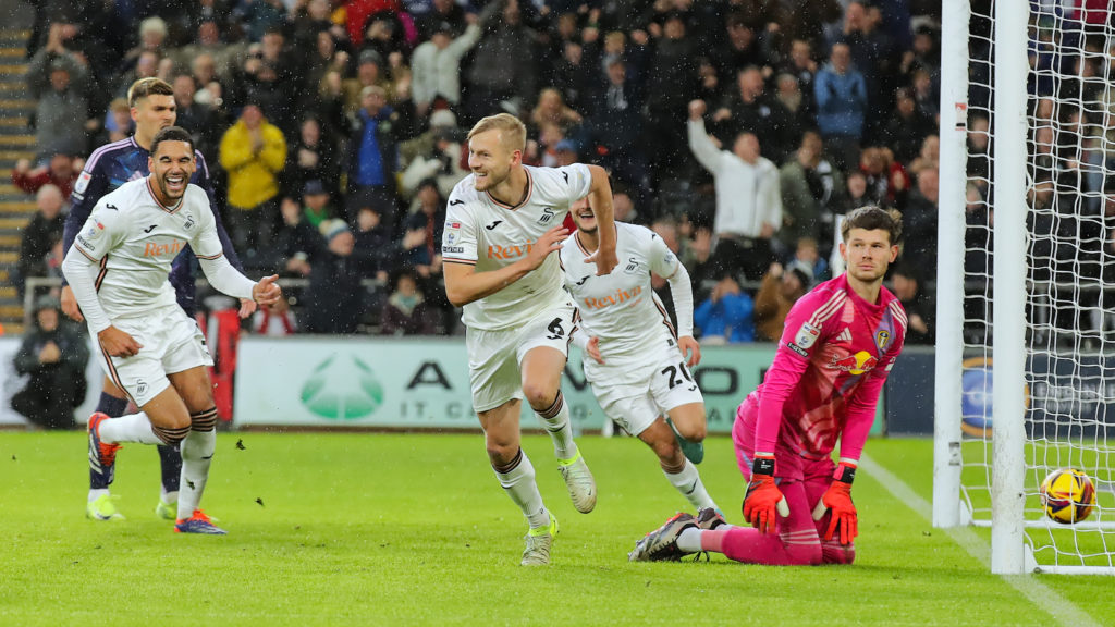 Swansea City AFC v Leeds United FC - Sky Bet Championship