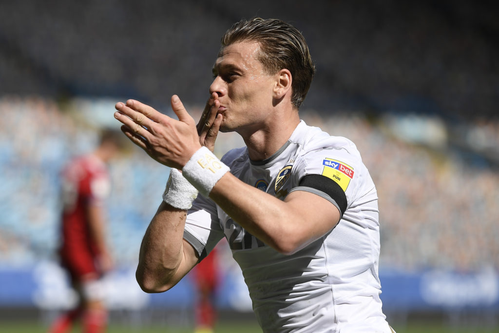 Leeds United v Fulham - Sky Bet Championship