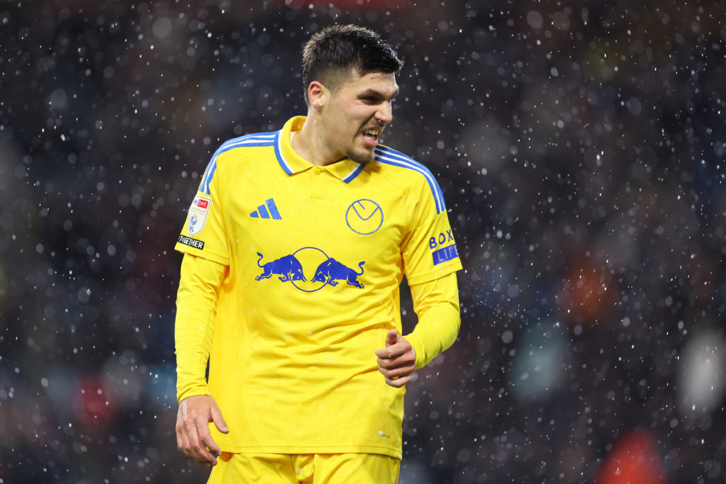 Burnley FC v Leeds United FC - Sky Bet Championship