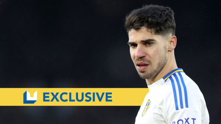 Manor Solomon of Leeds United looks on during the Sky Bet Championship match between Leeds United FC and Oxford United FC at Elland Road on Decembe...