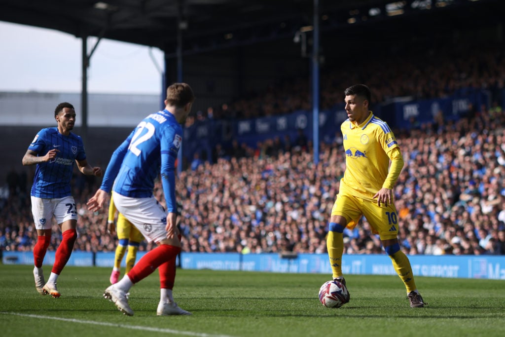 Portsmouth FC v Leeds United FC - Sky Bet Championship