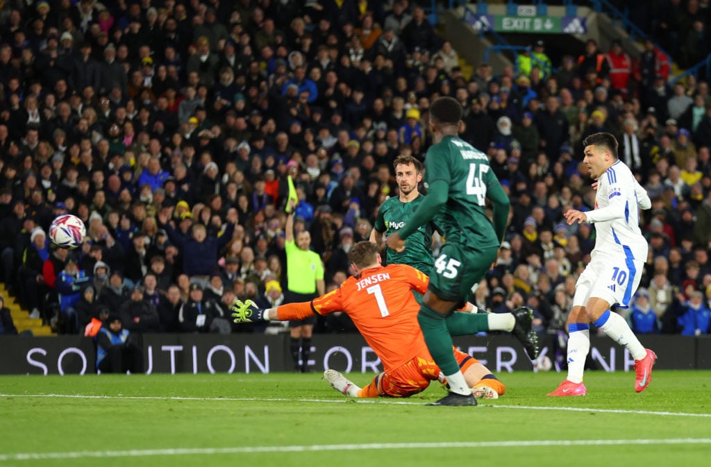 Leeds United FC v Millwall FC - Sky Bet Championship