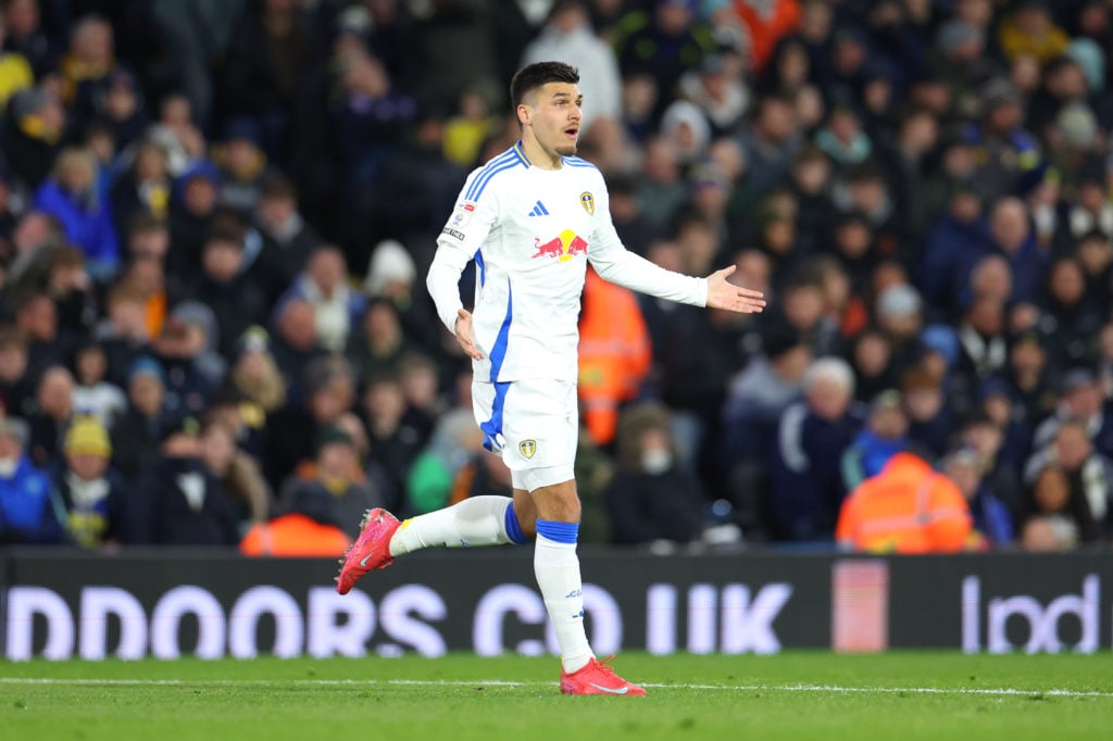 Leeds United FC v Millwall FC - Sky Bet Championship