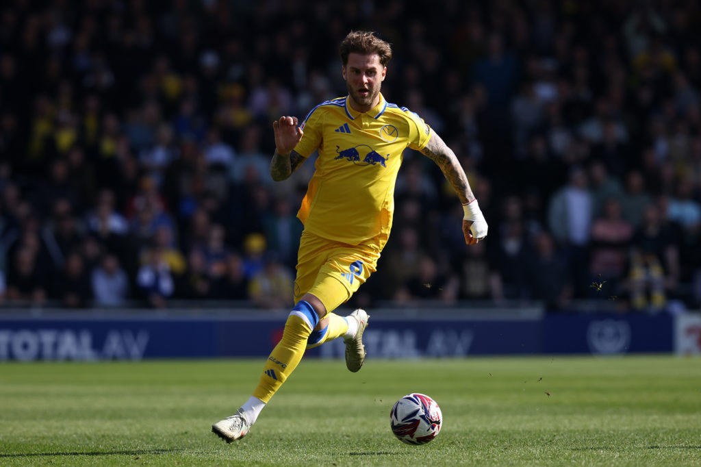 Portsmouth FC v Leeds United FC - Sky Bet Championship