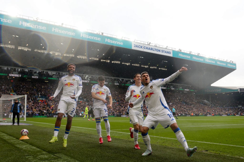 Leeds United FC v Stoke City FC - Sky Bet Championship