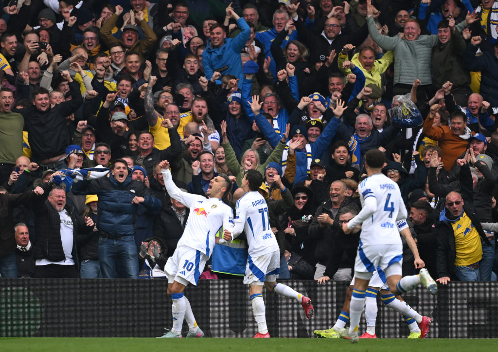 Leeds United FC v Stoke City FC - Sky Bet Championship