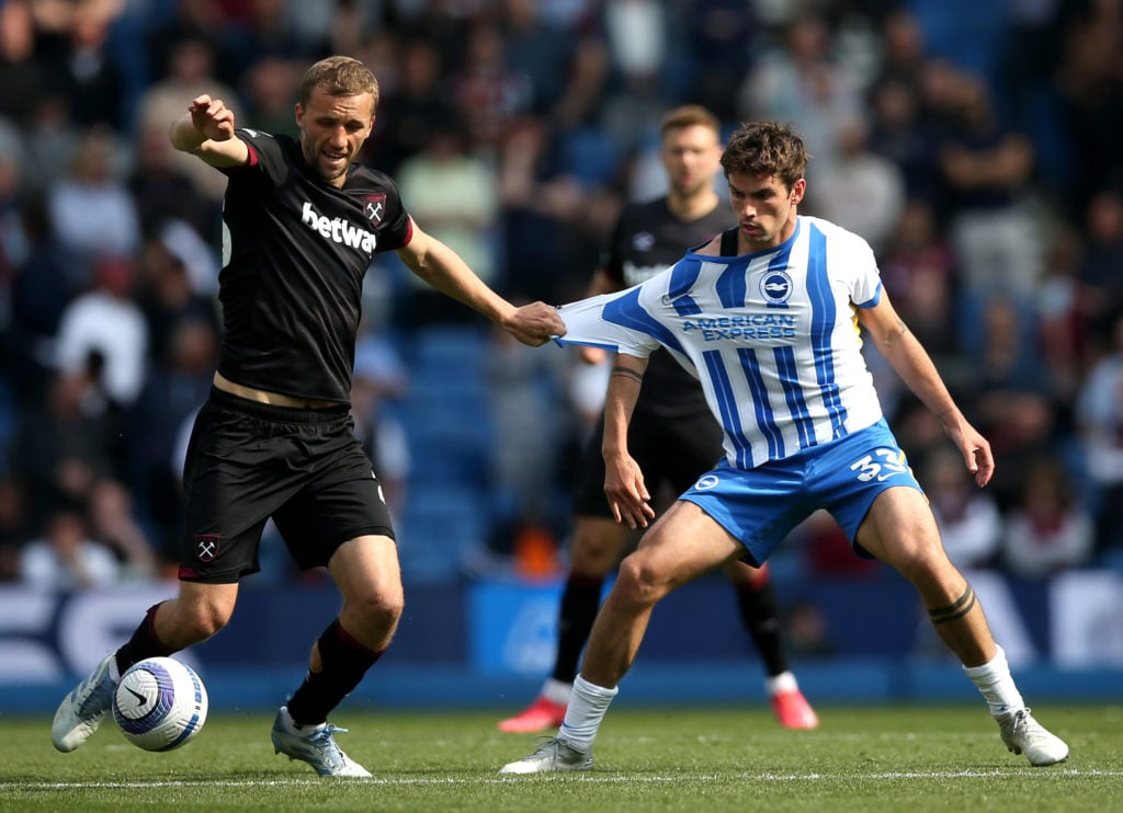 Brighton & Hove Albion FC v West Ham United FC - Premier League