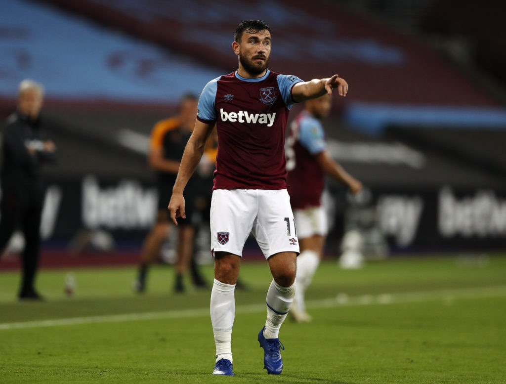 Robert Snodgrass playing for West Ham in a game against Hull City.