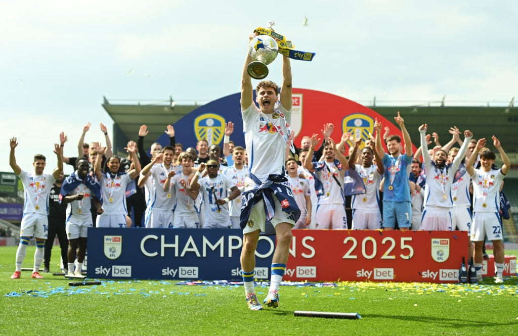 Plymouth Argyle FC v Leeds United FC - Sky Bet Championship