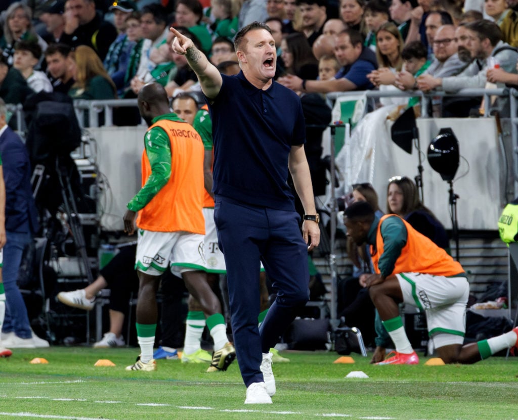 Ferencvarosi TC manager Robbie Keane pointing v Paksi FC.