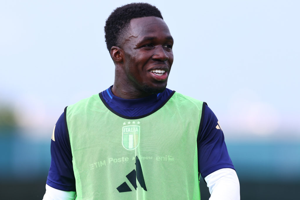Willy Gnonto training with Italy's U21 side.