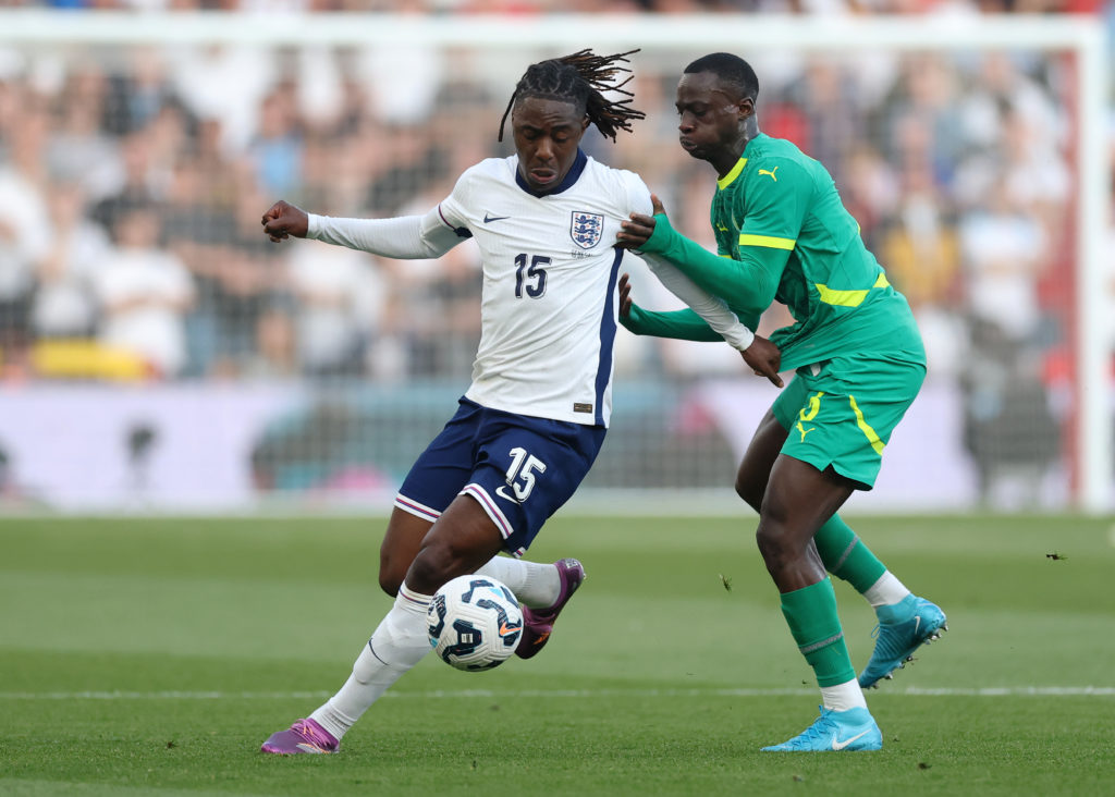 Habib Diarra challenges Eberechi Eze as Senegal beat England.