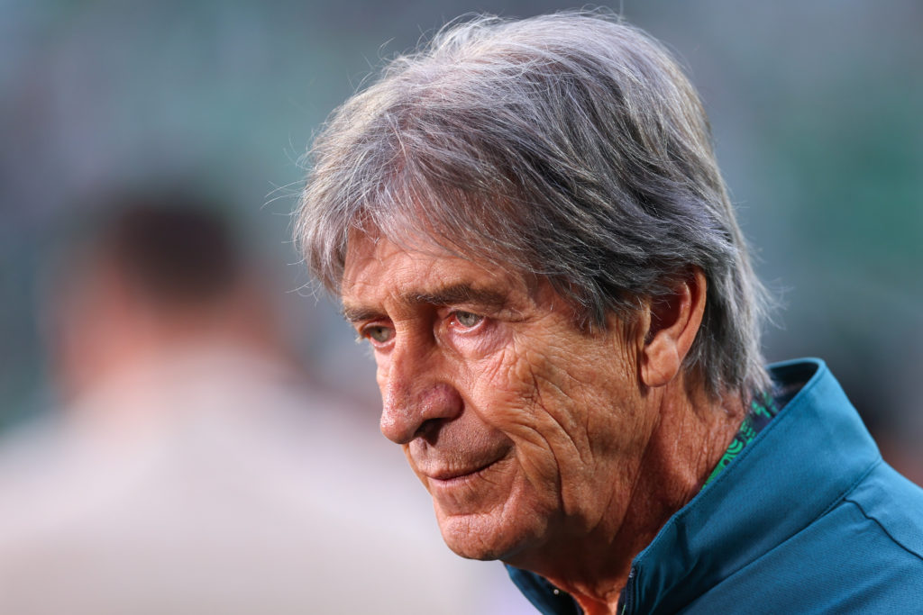 Manuel Pellegrini during his role as Betis manager.