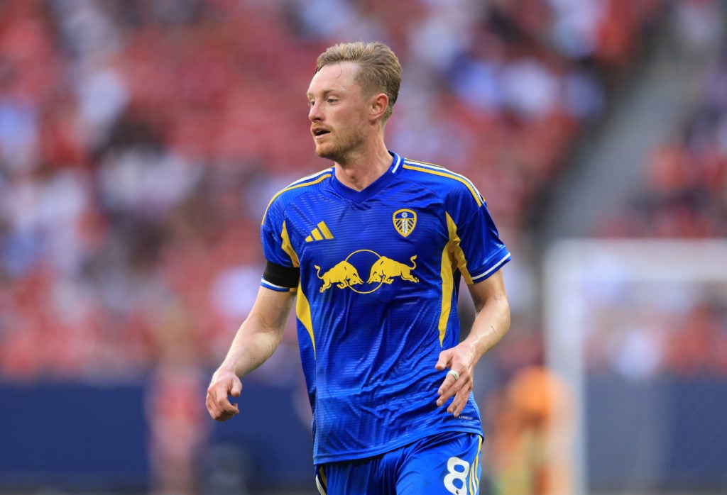 Sean Longstaff in action for Leeds United against Man United.