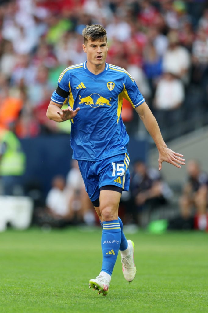 Jaka Bijol in action for Leeds United against Manchester United.