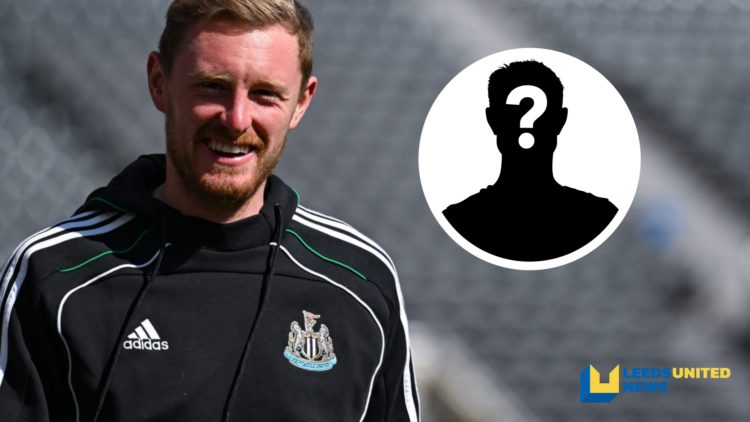 Newcastle United's Sean Longstaff walks out on the pitch before a game. Inset a picture of a mystery player.