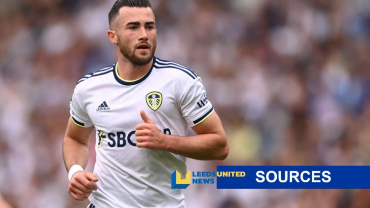 Leeds United winger Jack Harrison and the LUN sources banner