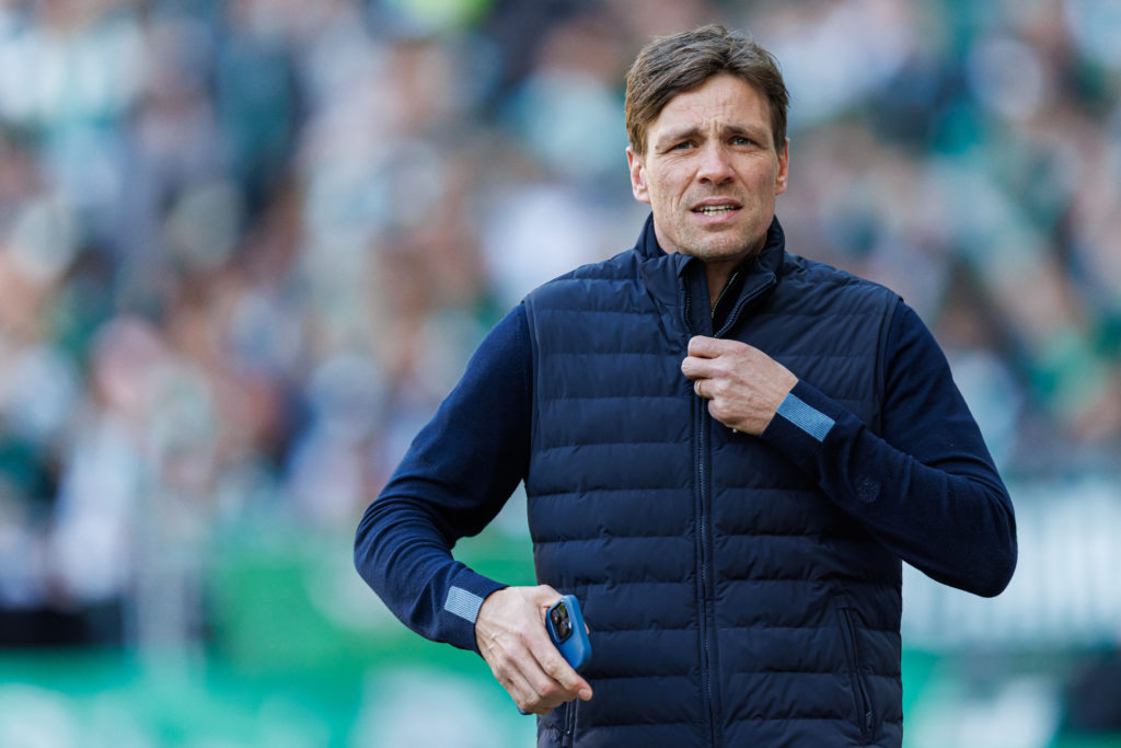 Clemens Fritz looks on ahead of SV Werder Bremen v Eintracht Frankfurt - Bundesliga