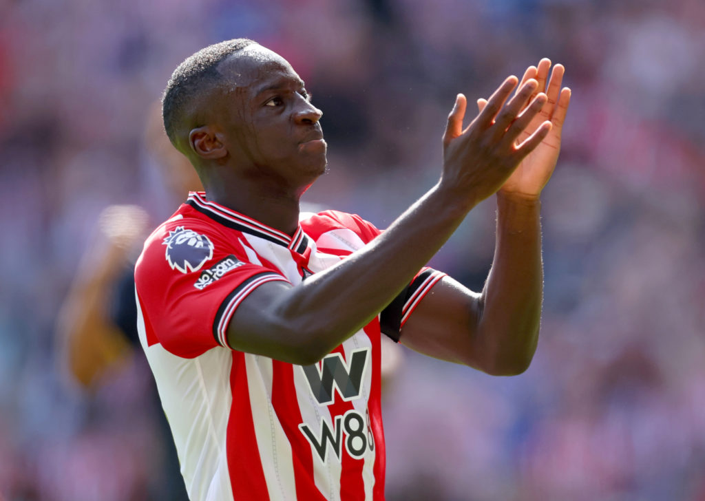 Habib Diarra applauds the Sunderland crowd after win v West Ham.