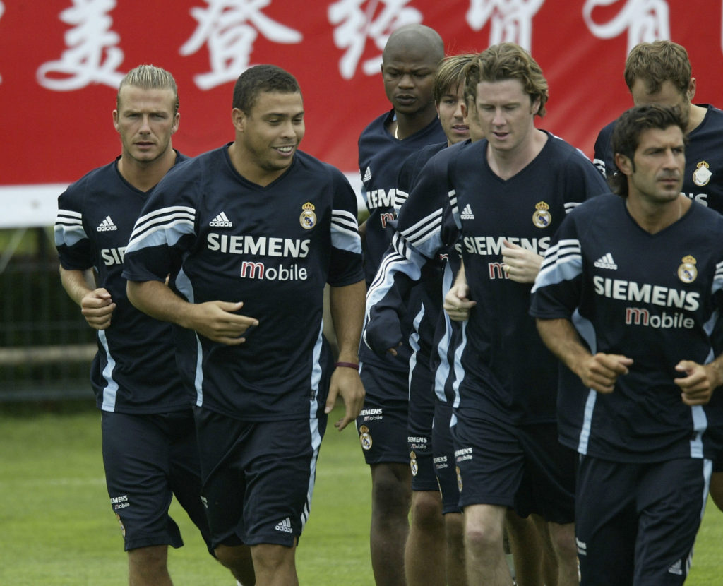 Steve McManaman with Ronaldo, David Beckham and Luis Figo in Real Madrid training.