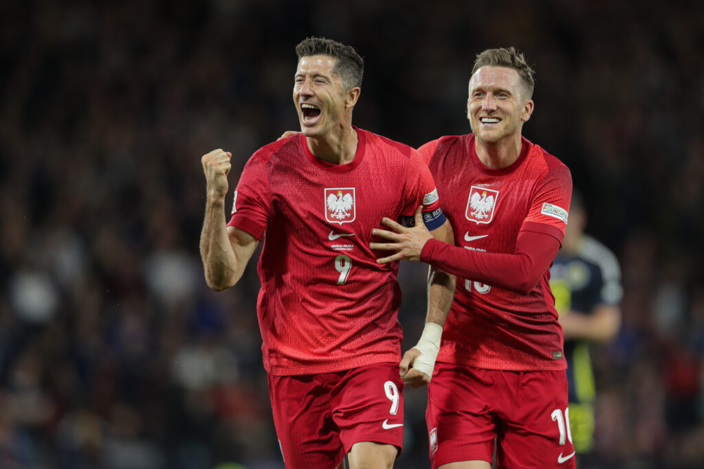 Robert Lewandowski and Piotr Zielinski.
