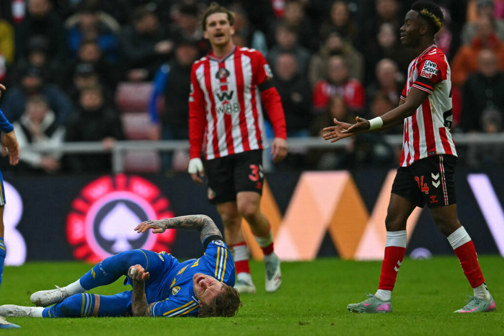 Joe Rodon injured v Sunderland.