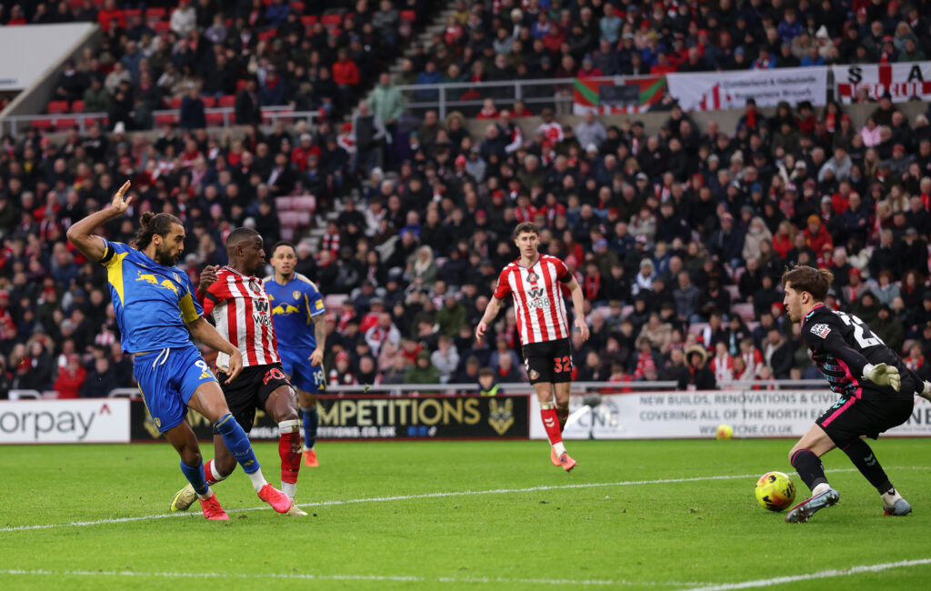 Dominic Calvert-Lewin scores during Sunderland v Leeds United - Premier League