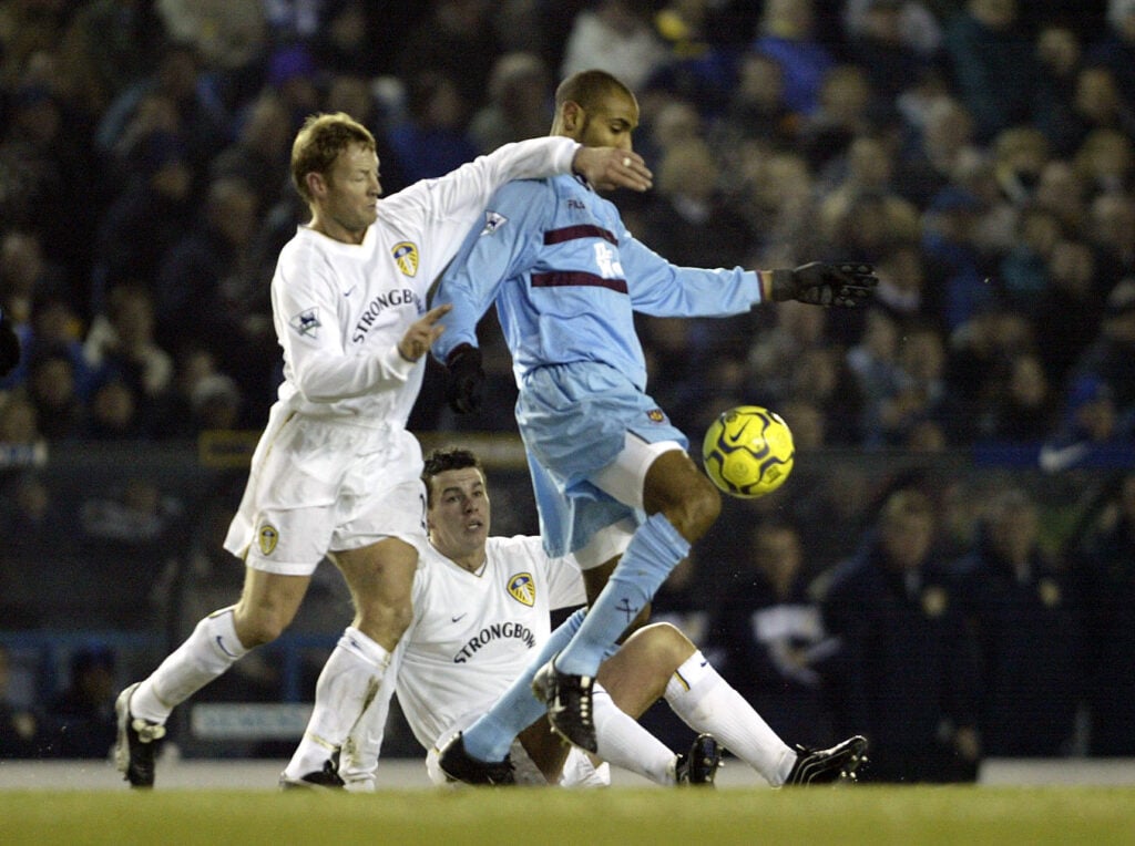 David Batty in action during Leeds v West Ham